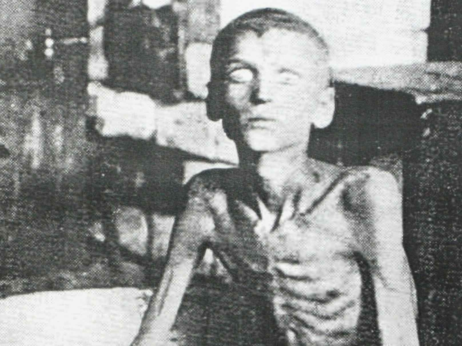Dieses Bild "Hungertod in Charkow 1933" war Teil einer Holodomor-Ausstellung in Kiew, 2006.