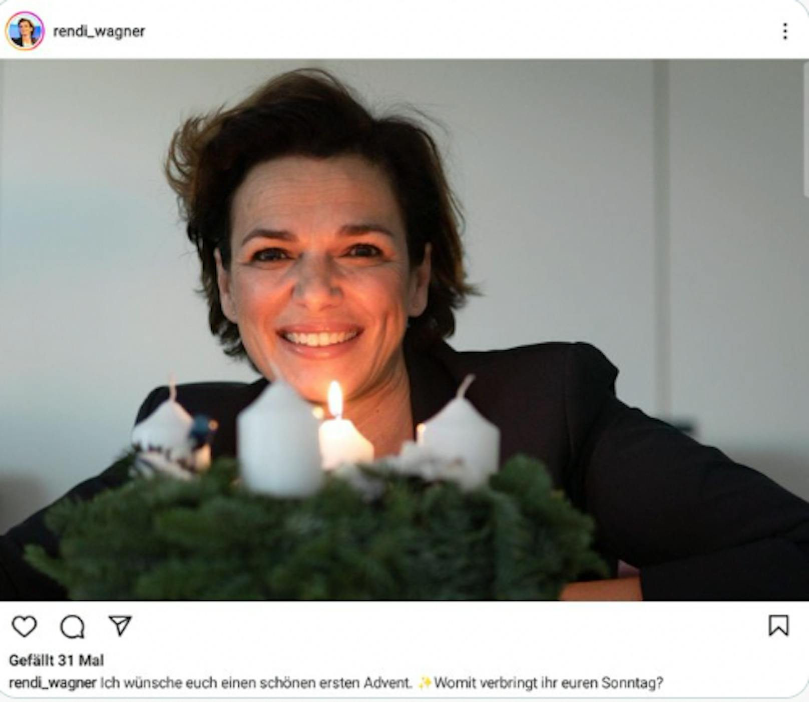 SPÖ-Chefin Rendi-Wagner kredenzte auffällig un-rote Kerzen.