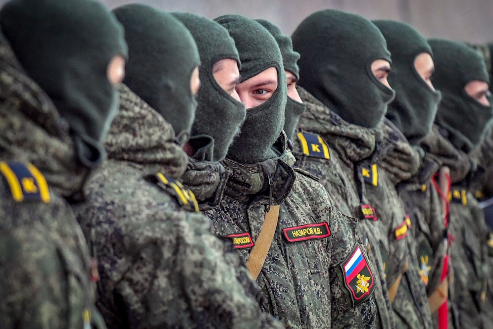 Russische Beamte bauen laut ersten Informationen eine private Armee im Kreml auf.