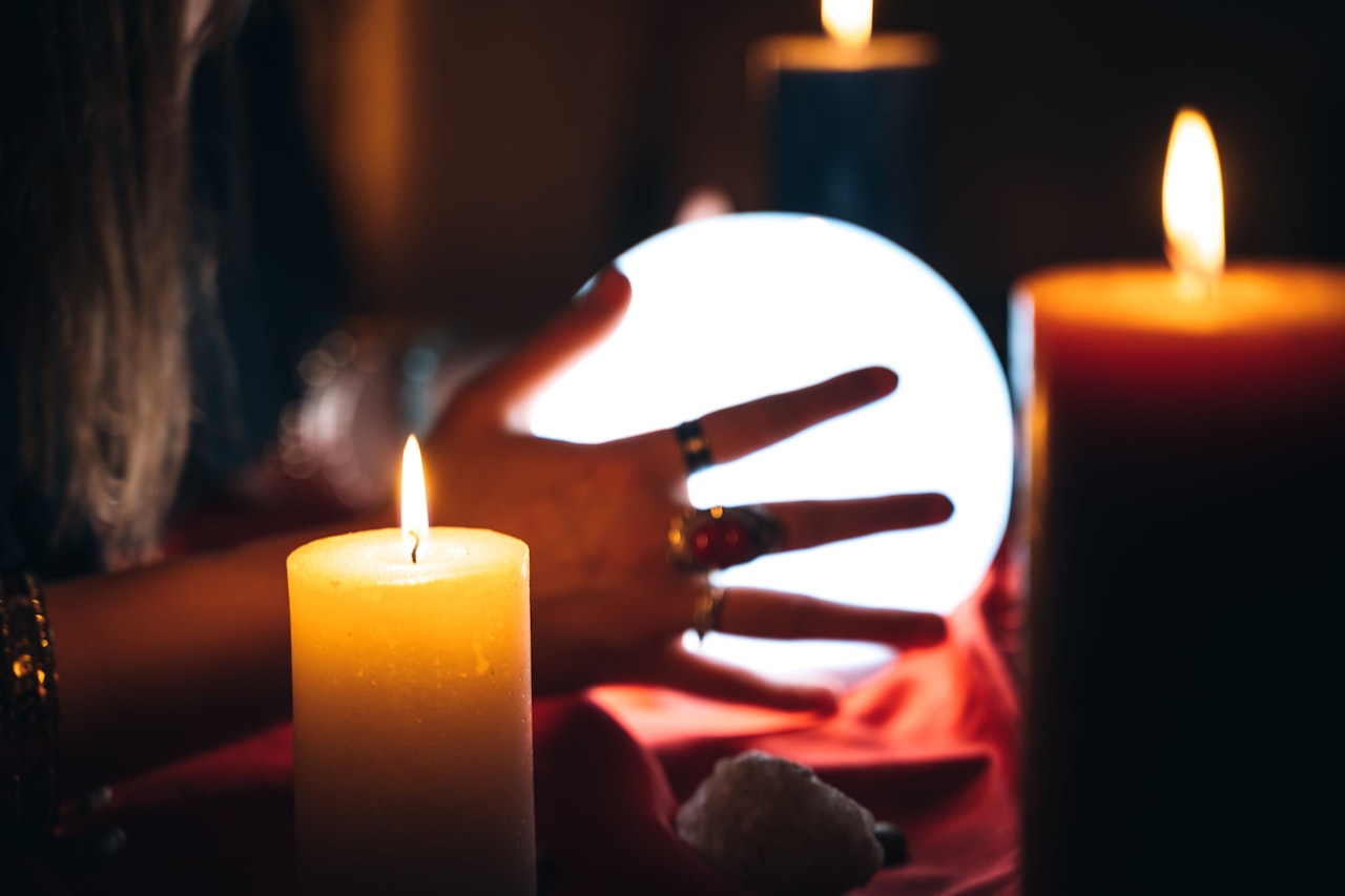 Heute.at - Wunderheiler prellt Salzburgerin um 35.000 Euro