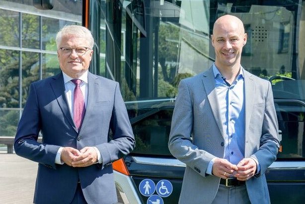 Klaus Luger und Martin Hajart üben scharfe Kritik an den Klimaaktivisten in Linz.