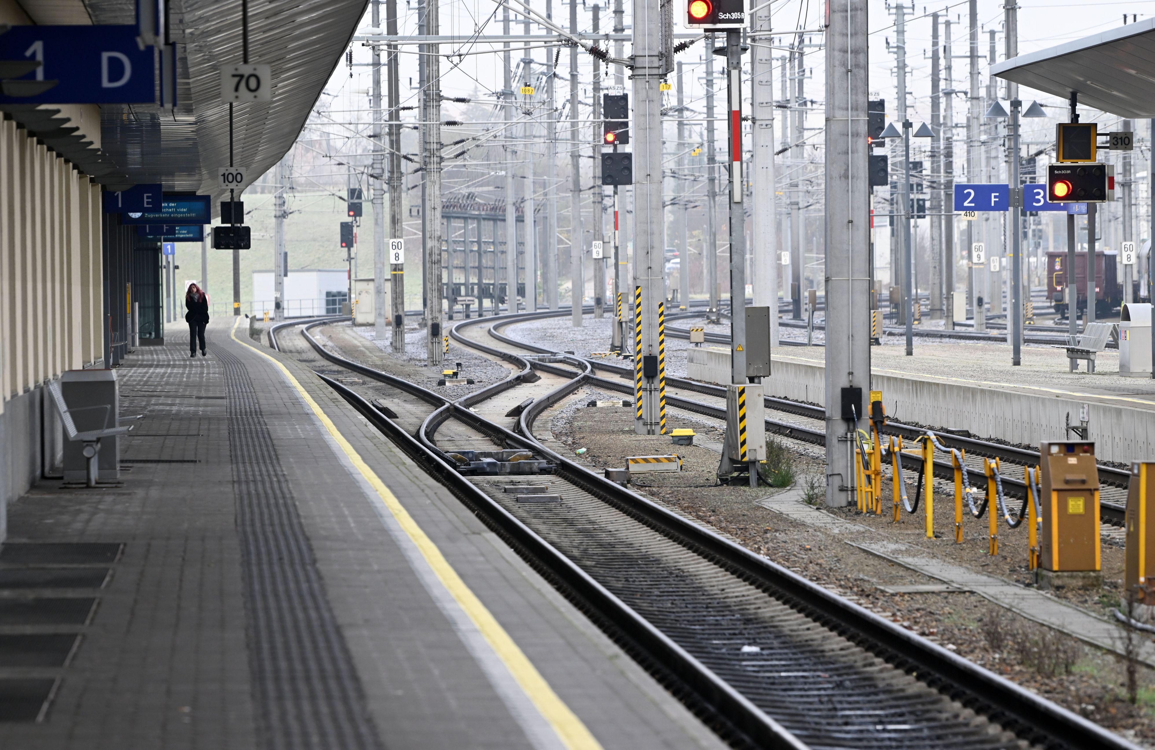 Die Situation am Bahnhof in St. Pölten.