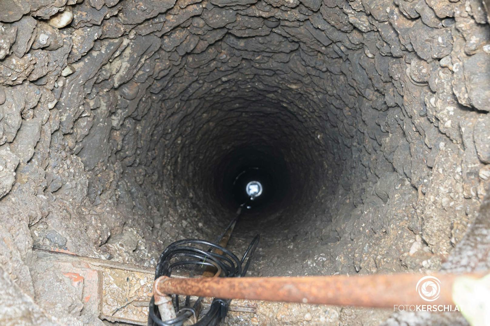 Der Techniker stürzte 20 Meter tief in den Brunnenschacht.&nbsp;