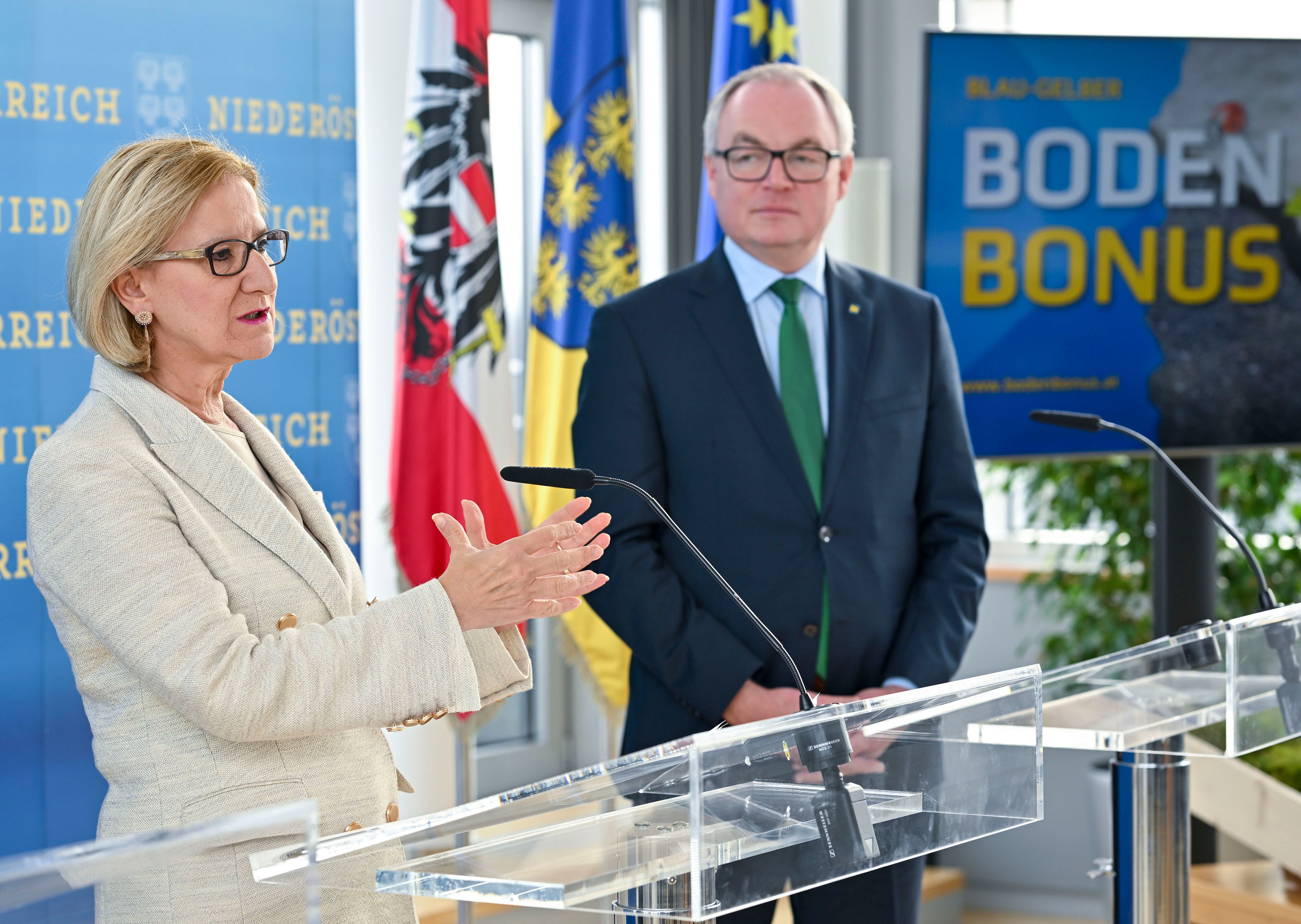 Johanna Mikl-Leitner und Stephan Pernkopf