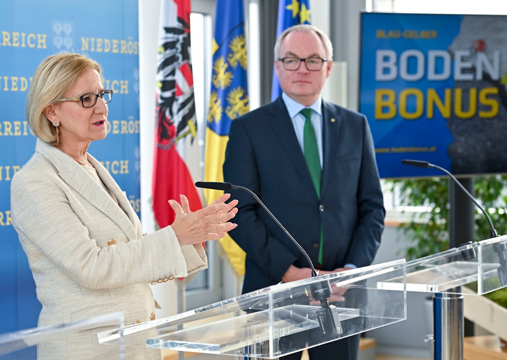 Johanna Mikl-Leitner und Stephan Pernkopf