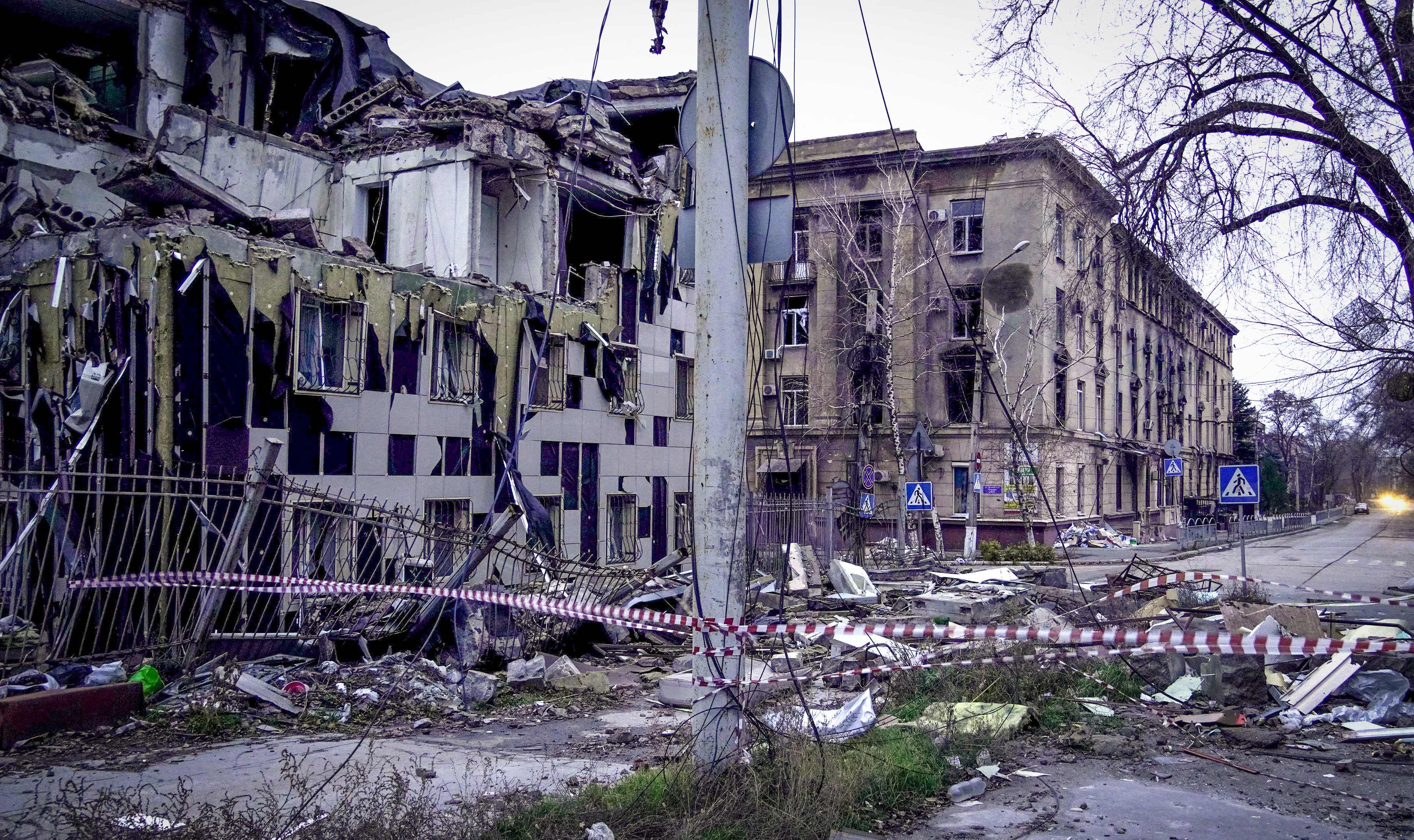 Download von www.picturedesk.com am 29.11.2022 (11:29).  TOPSHOT - A picture taken on November 28, 2022 shows the Russian-controlled Azov Sea port city of Mariupol in southeastern Ukraine. (Photo by STRINGER / AFP) - 20221128_PD19251 - Rechteinfo: Rights Managed (RM) Nur für redaktionelle Nutzung! Werbliche Nutzung erfordert Freigabe: bitte schicken Sie uns eine Anfrage.