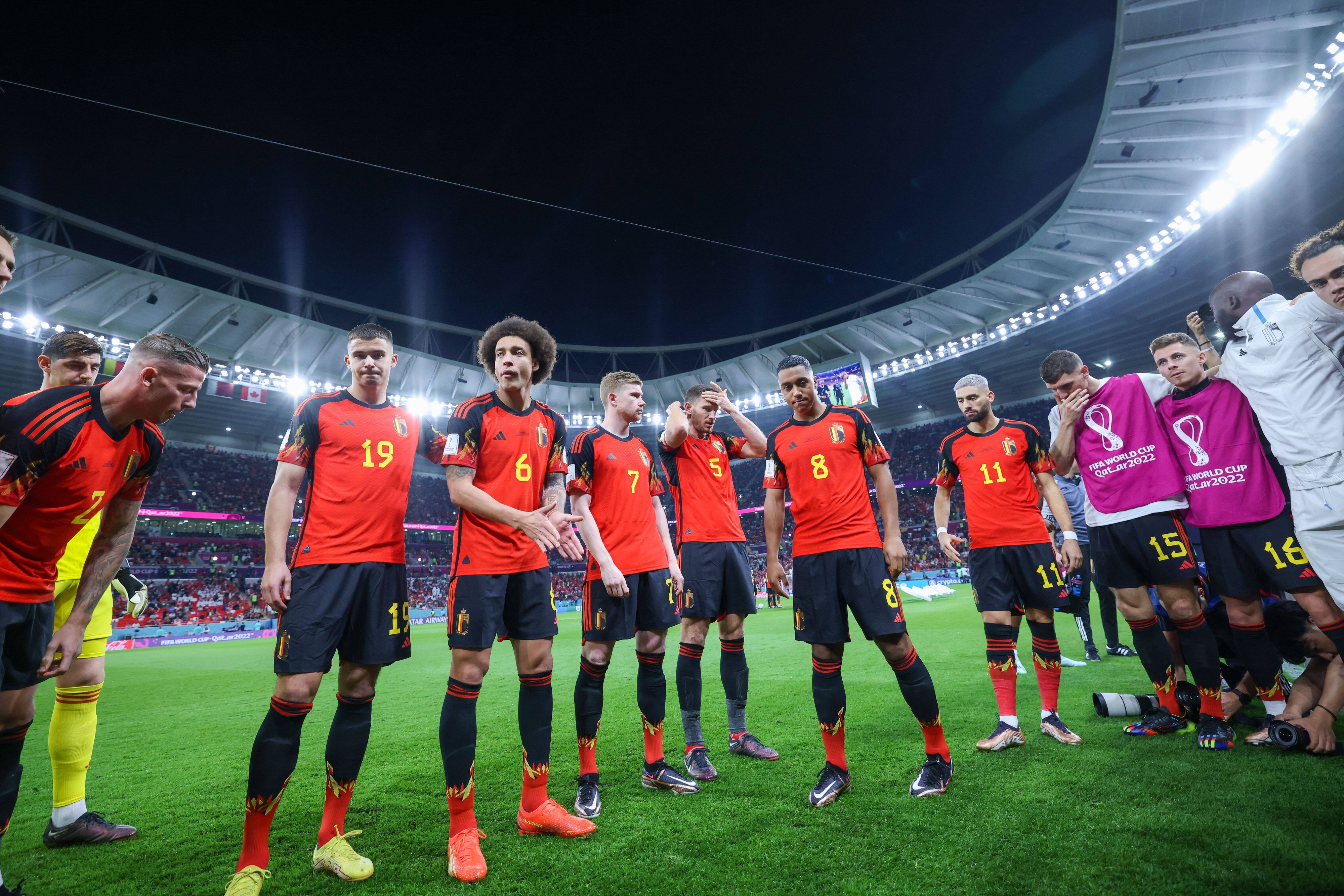 Bei Belgien fliegen die Fetzen. 