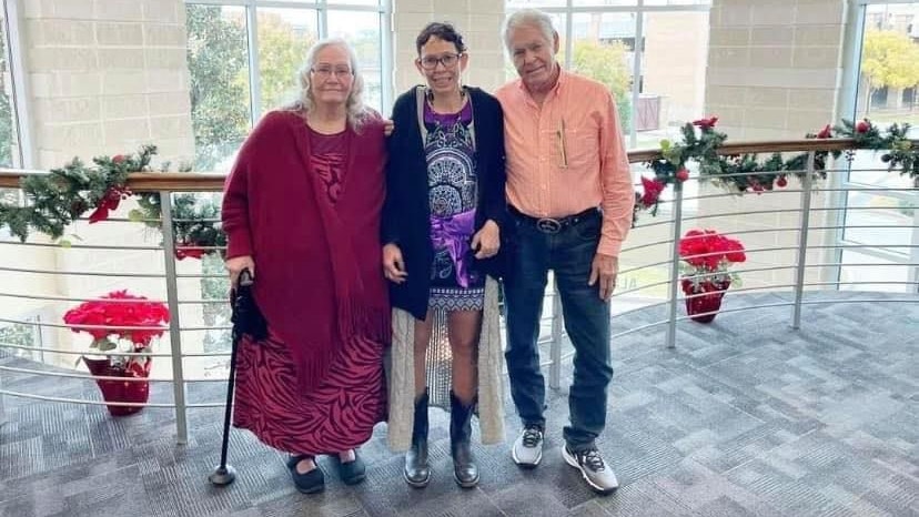 Endlich wieder zusammen: Melissa Highsmith (Mitte) mit ihren Eltern Alta und Jeffrie.