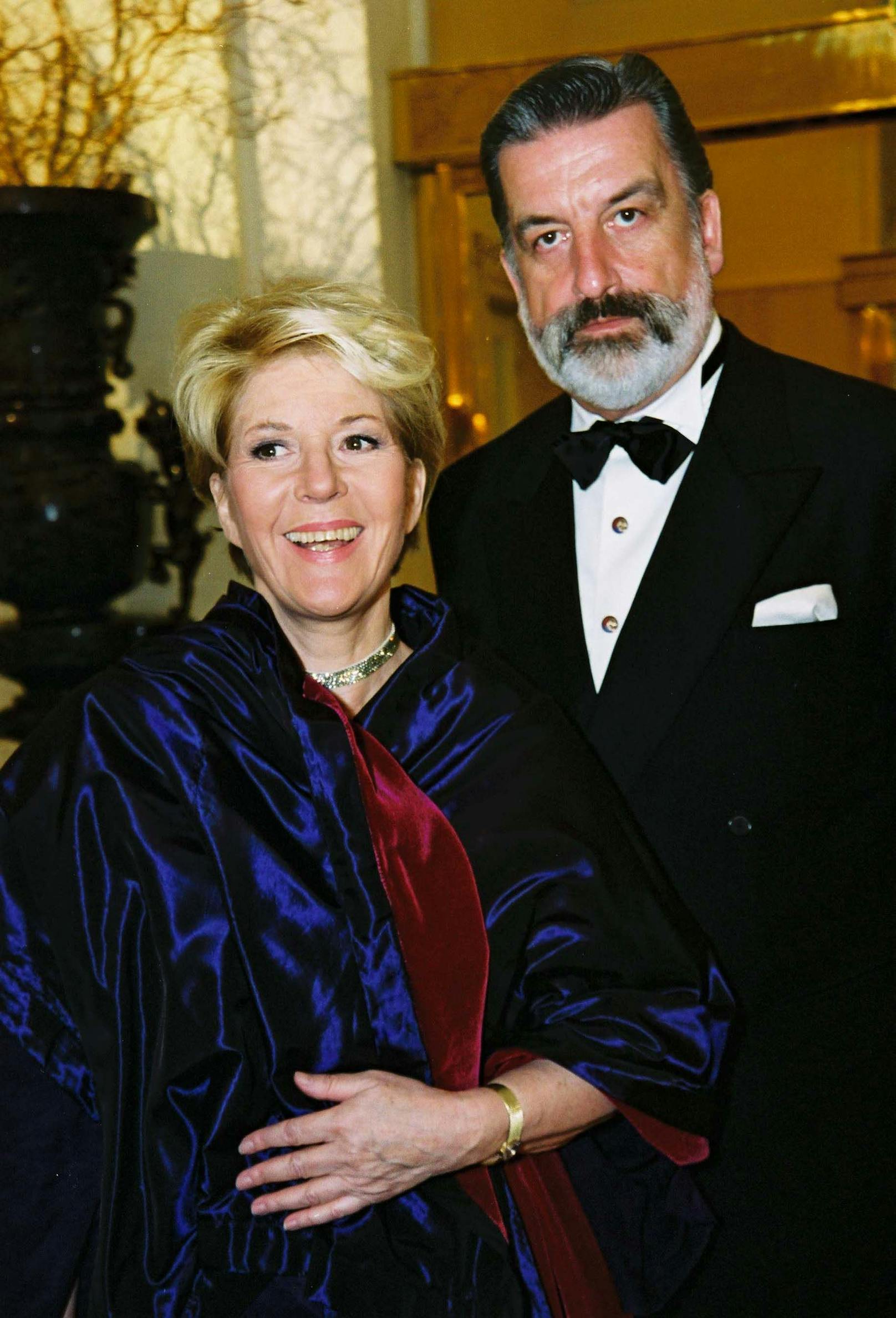 Das Paar bei der Romy 2001 Verleihung in der Wiener Hofburg.