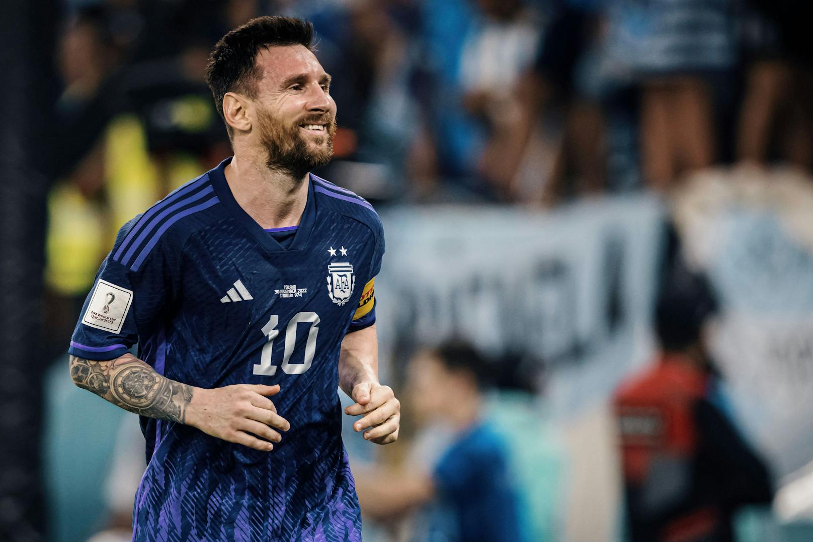 Lionel Messi ist nun besser als Argentiniens Fußball-Ikone Diego Maradona. 