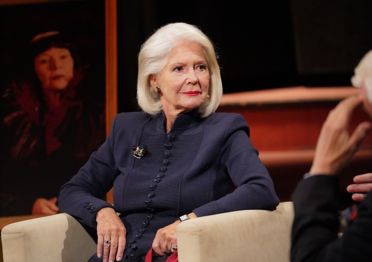 Heute.at - Christiane Hörbiger wird in Ehrengrab beigesetzt