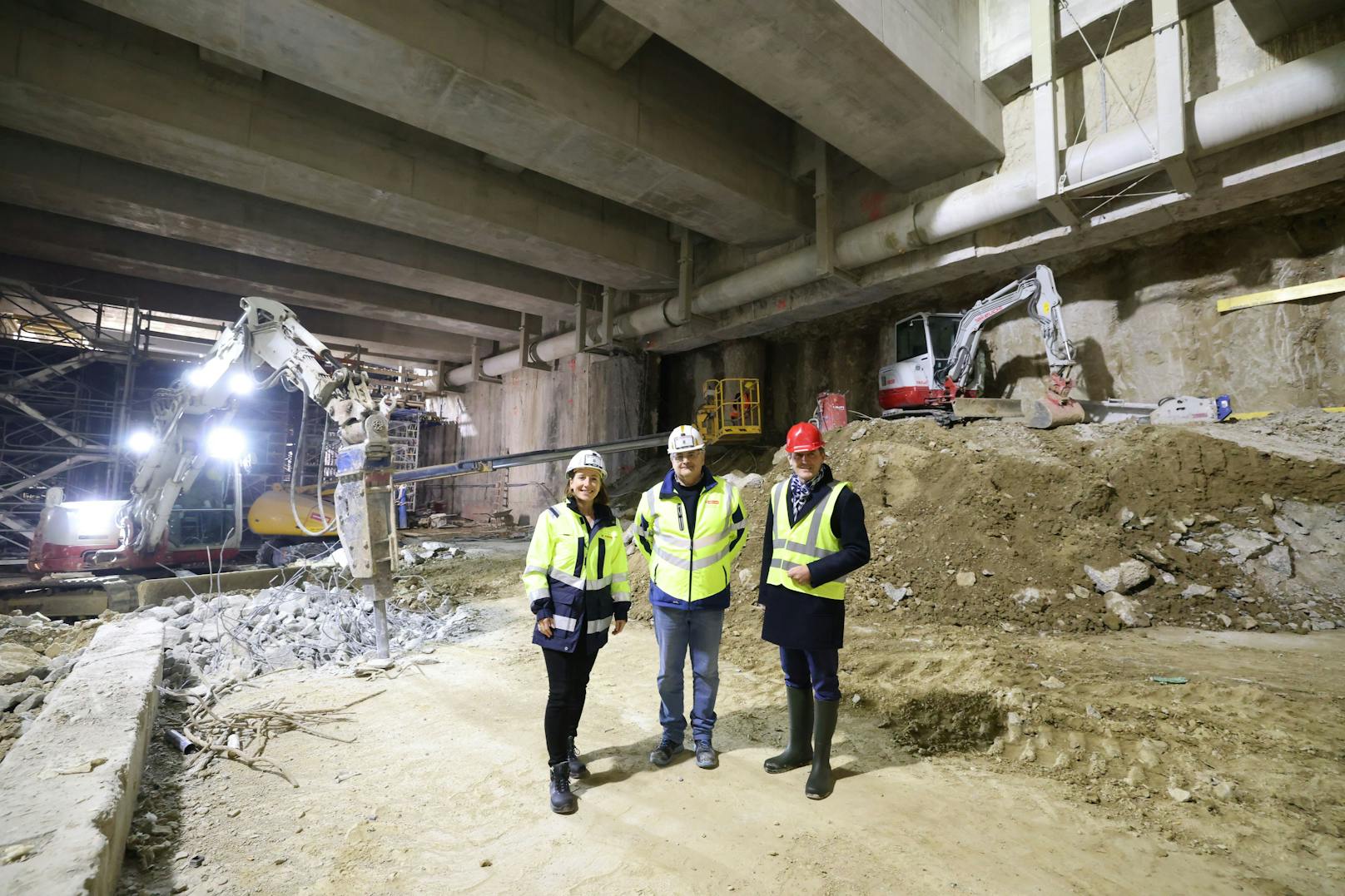 300 Meter geschafft – U2-Tunnel unter Rathaus wächst