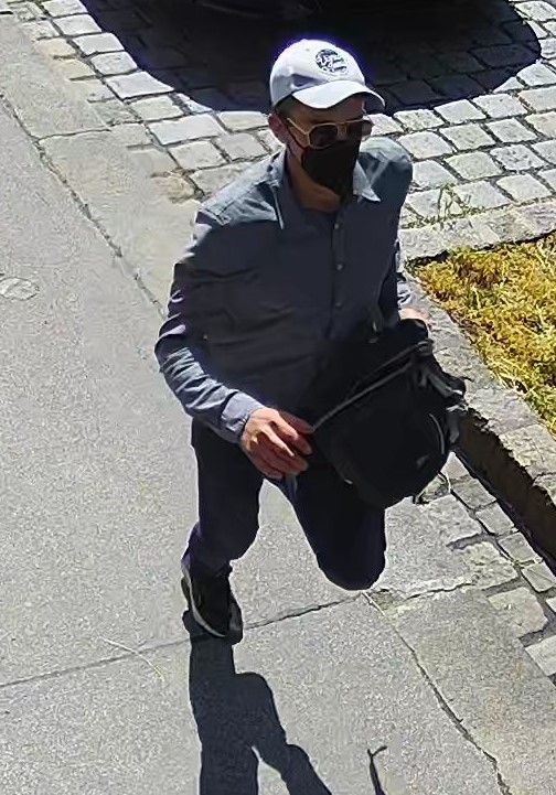 Wer hat diesen Mann gesehen?