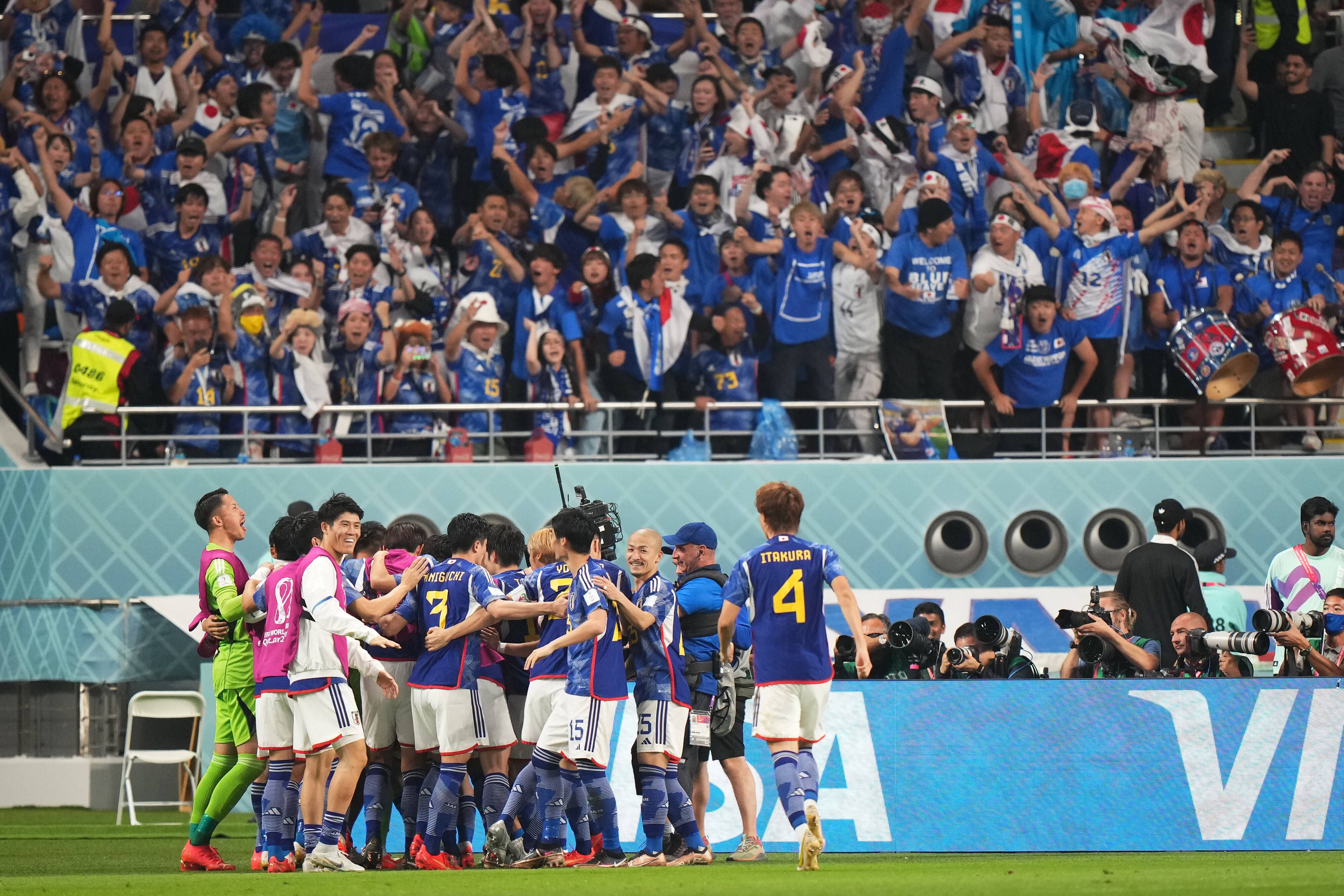 Japan holt sich den Gruppensieg.