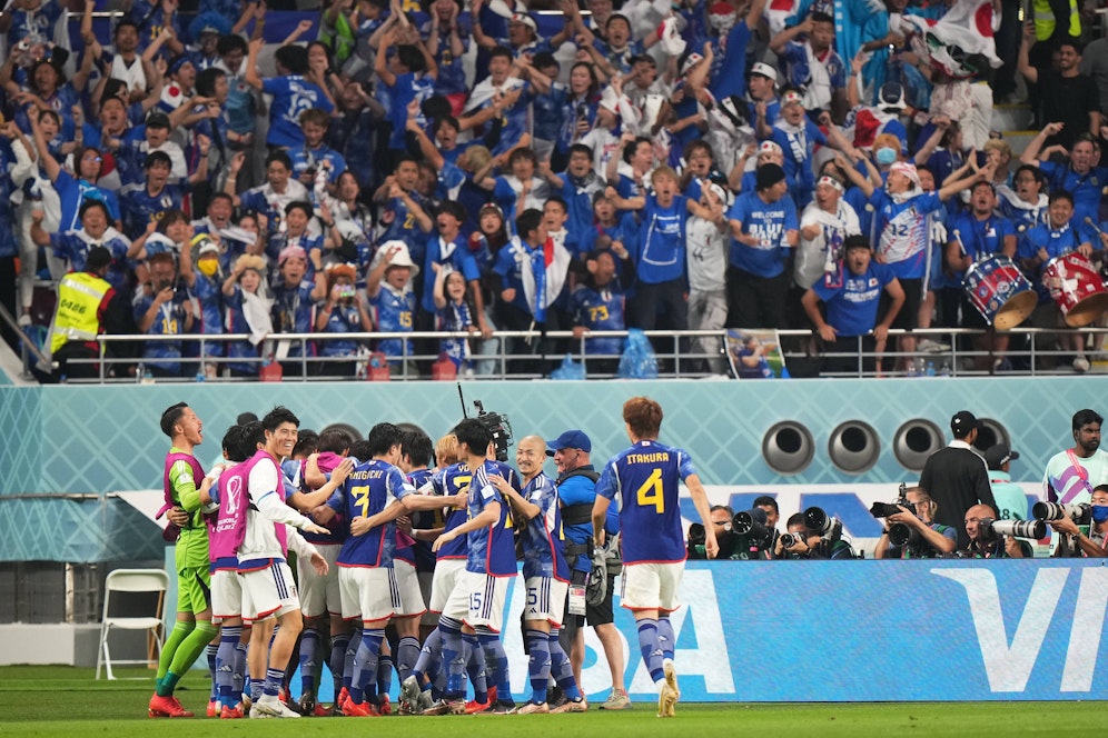 Japan holt sich den Gruppensieg.