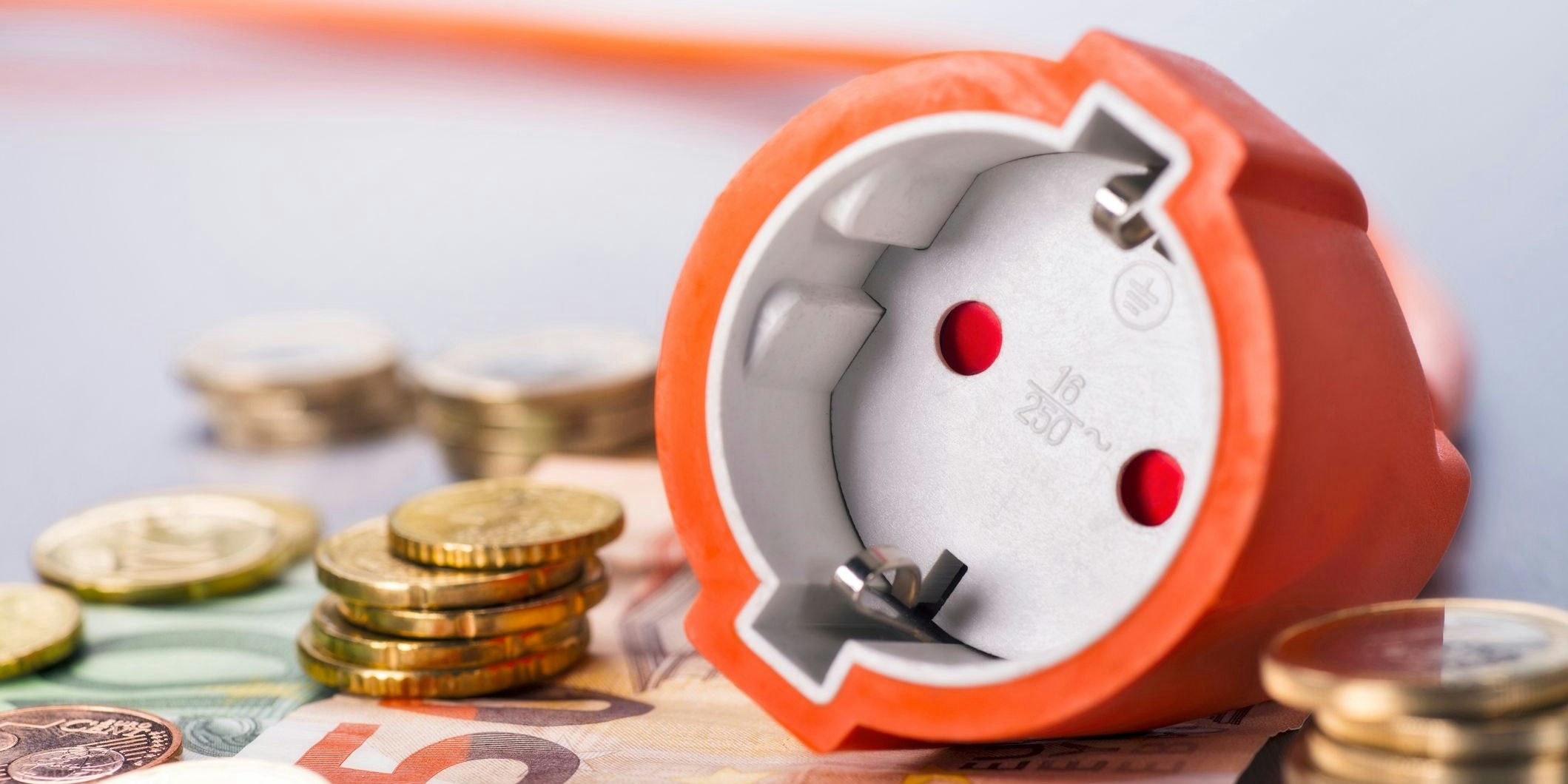 Die Stromkosten explodieren in Österreich. Symbolbild