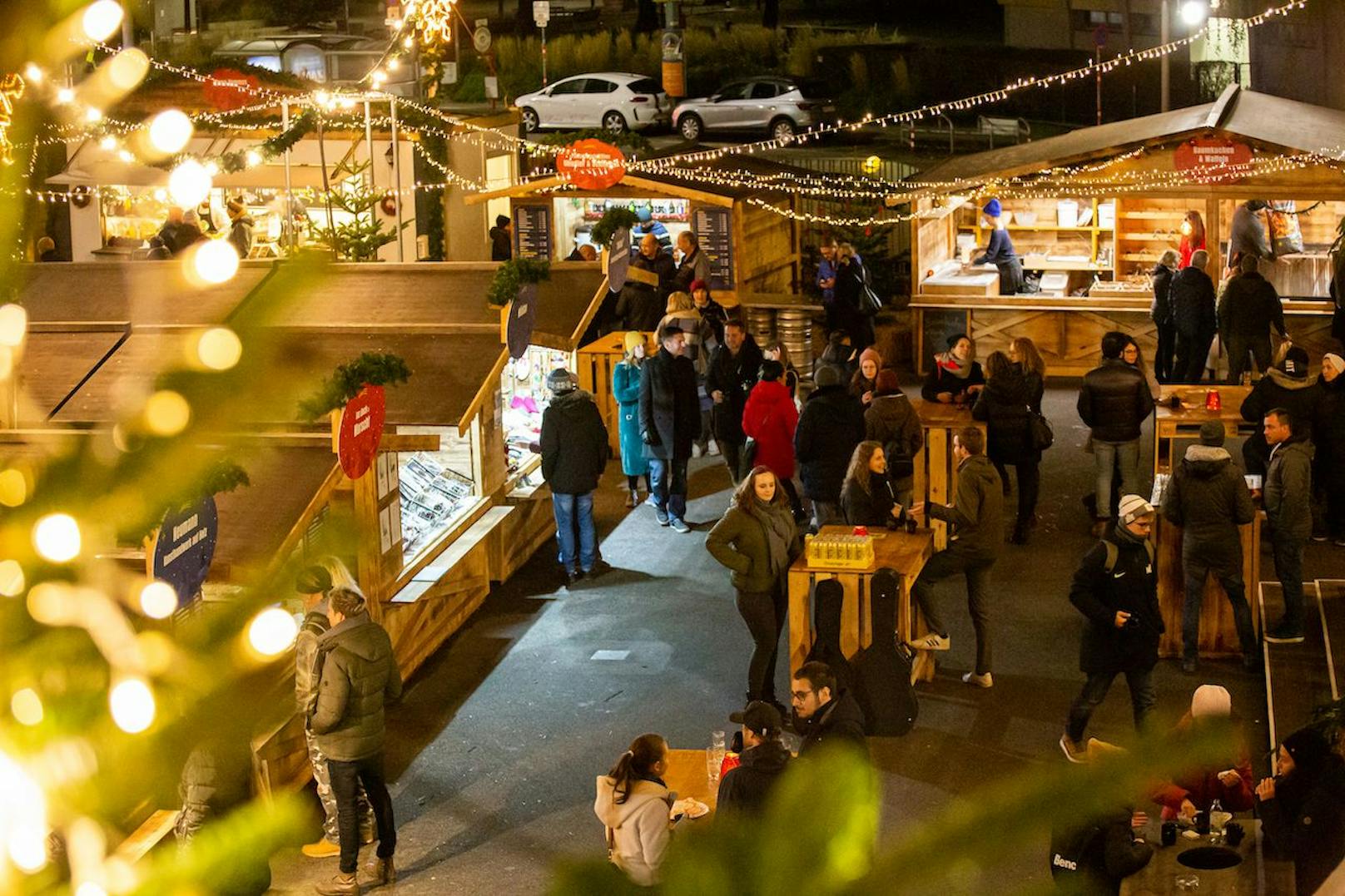 Christkindlmarkt zum Thema Baby, Kind & Familie