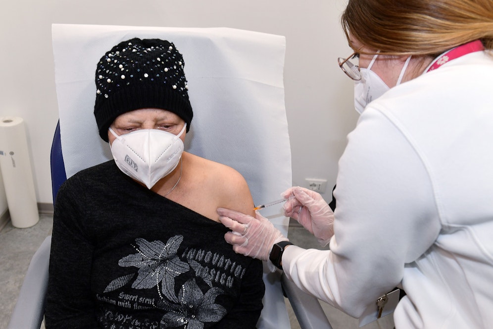 Wer in Italien trotz Impfpflicht nicht geimpft, zahlt 100 Euro Strafe.