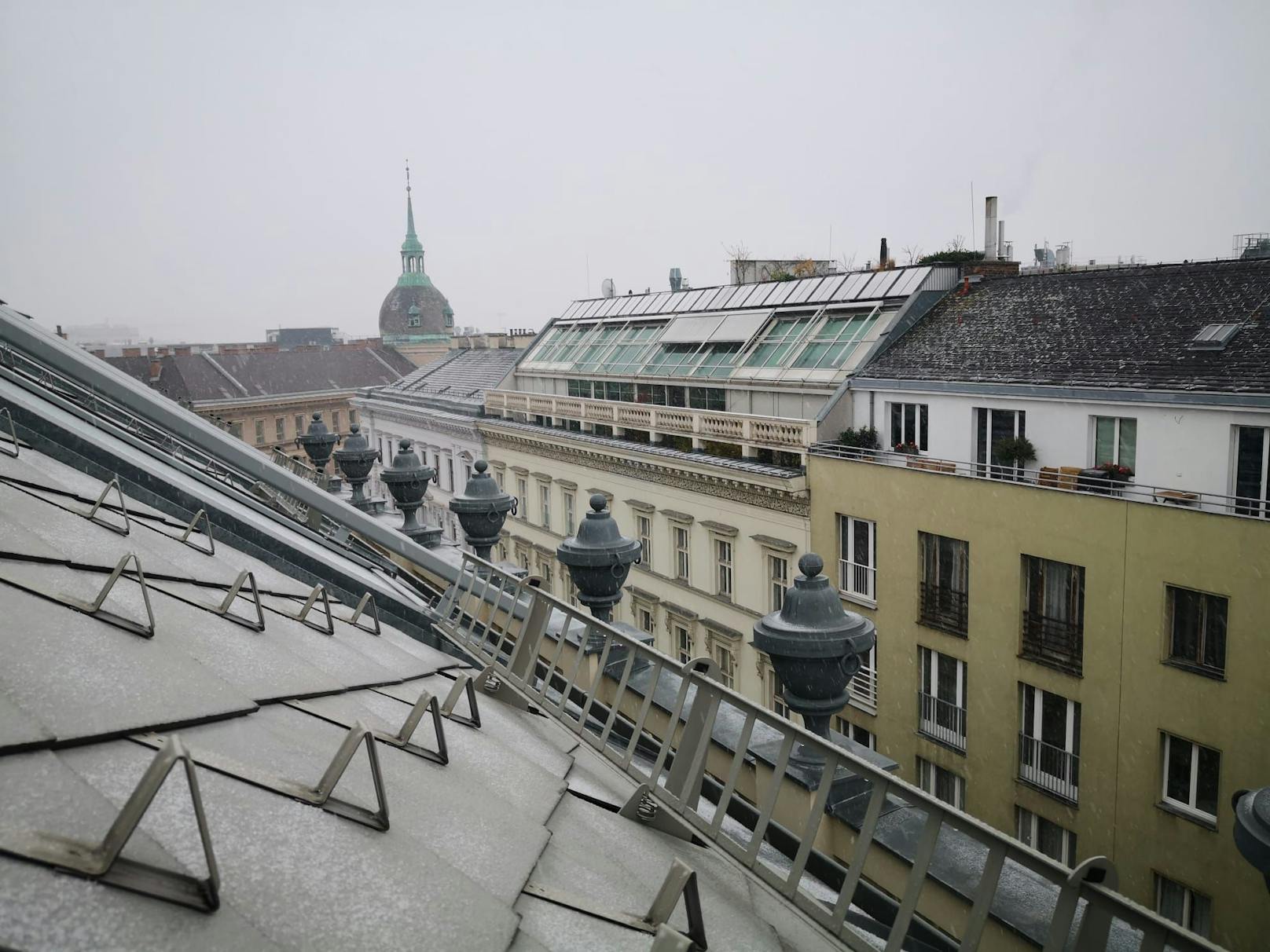 Schneefall in der Wiener Innenstadt am 2. Dezember 2022.