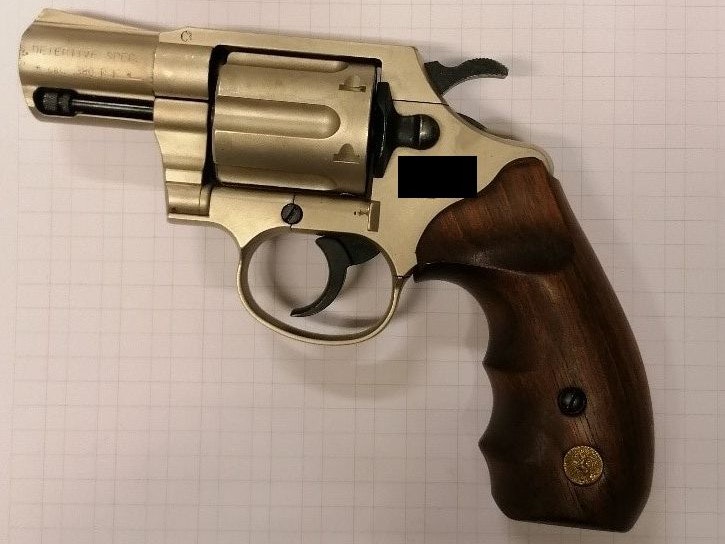 Mit diesem Revolver schoss der Mann auf seinen Nachbarn.