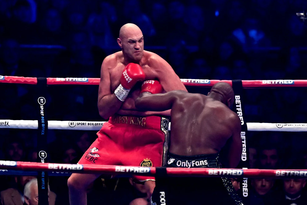 Tyson Fury hat auch den dritten Kampf gegen Derek Chisora für sich entschieden. 