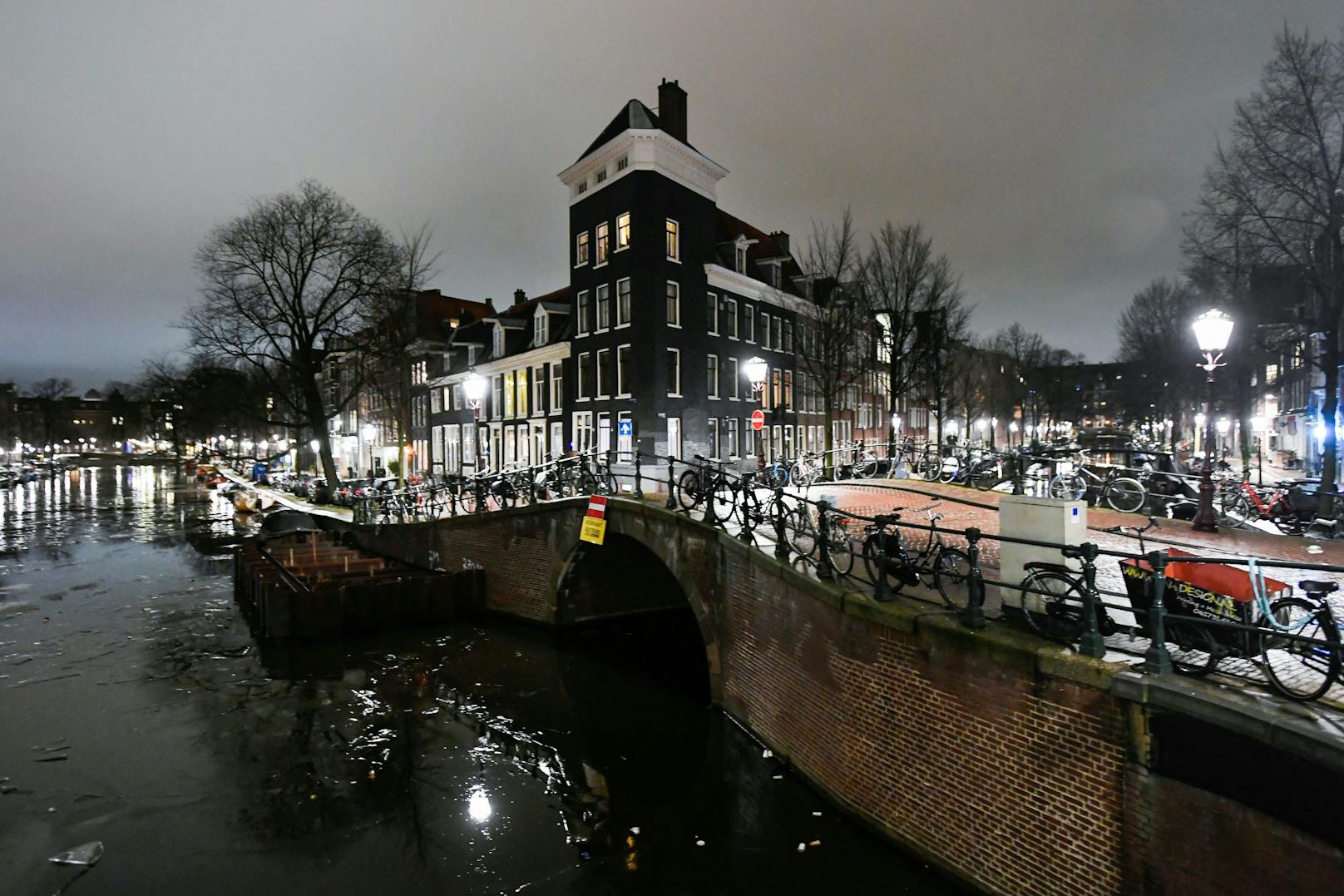 Amsterdam hat kulturelle Highlights, Kunst, einzigartige Architektur und Geschichte zu bieten. Doch der Respekt für die schöne Stadt muss wiederhergestellt werden. Wer wegen Sex-Tourismus oder ähnlichem nach Amsterdam reist, ist nicht mehr willkommen.