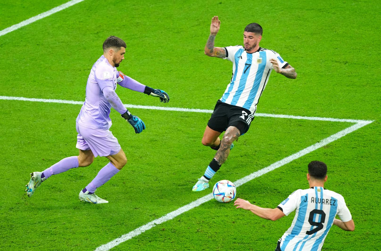 Australien-Keeper Ryan verlor den Ball vor dem 2:0.