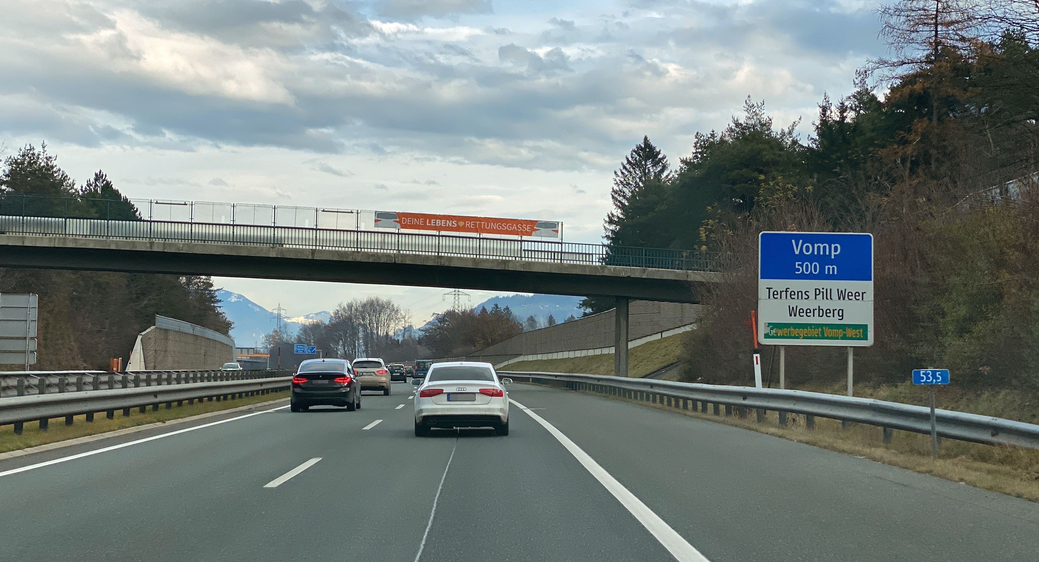 Terfens-Autobahnbrücke in Vomperbach  -Fotocredit: ZOOM.TIROL 