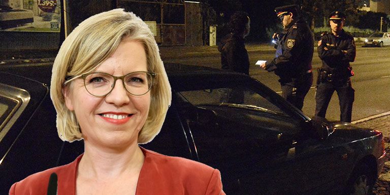 Ministerin Gewessler hat die neuen Pläne im Kampf gegen Raser vorgestellt.