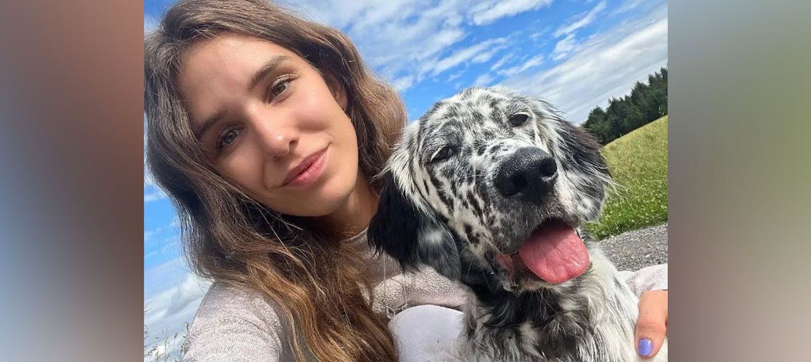 Die Schweizer Influencerin Anja Zeidler mit ihrem Hund
