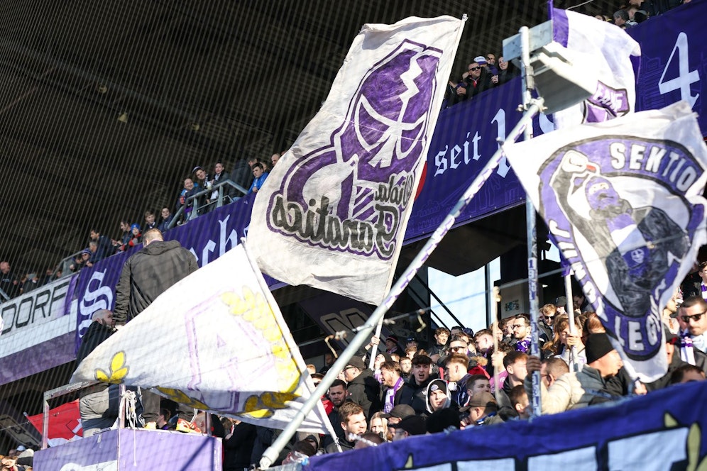Fans der Wiener Austria in der Generali Arena.