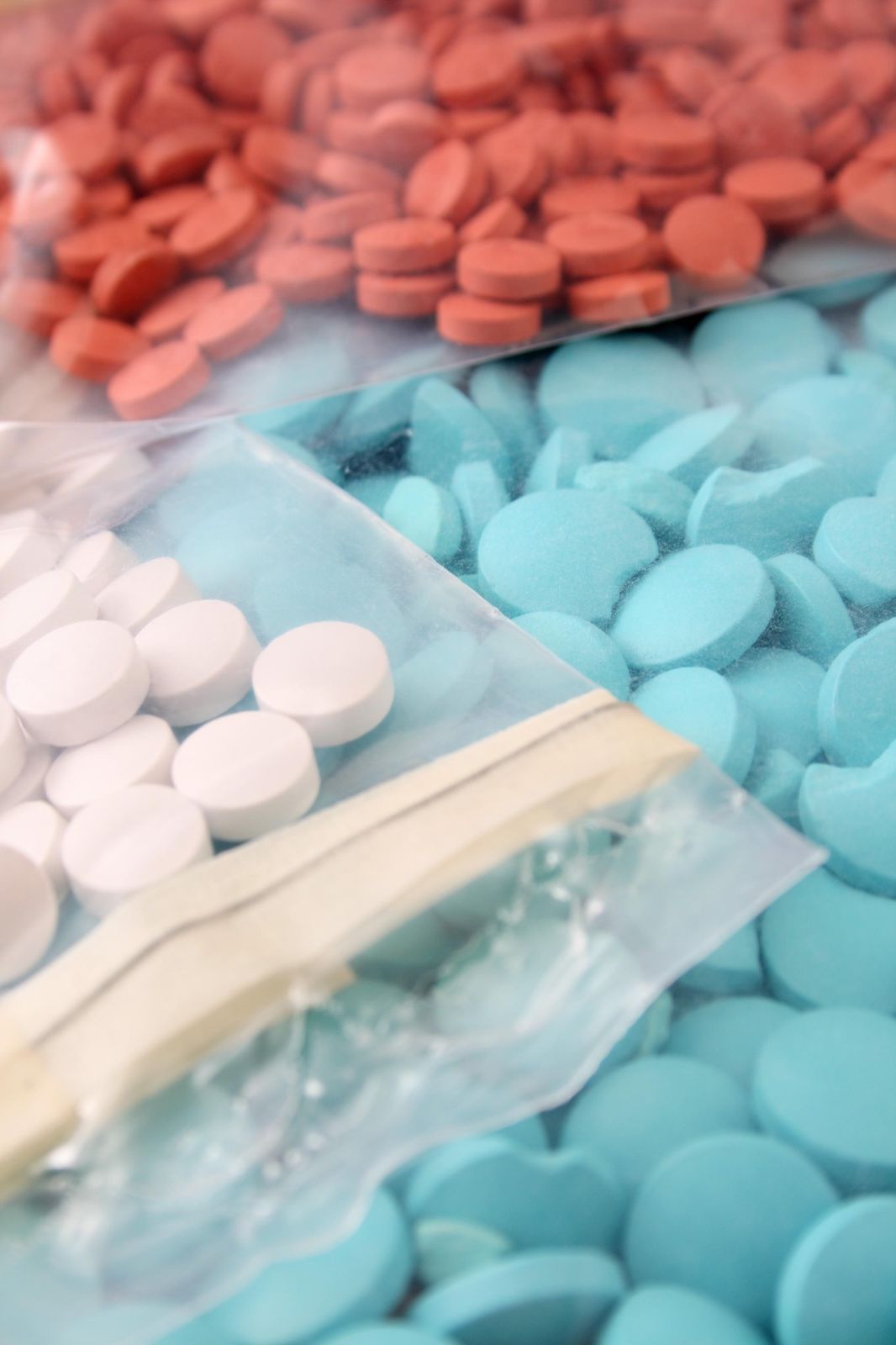 Ein Brite hat zwischen dem Alter von 21 und 30 Jahren ca. 40.000 Pillen Ecstasy konsumiert.