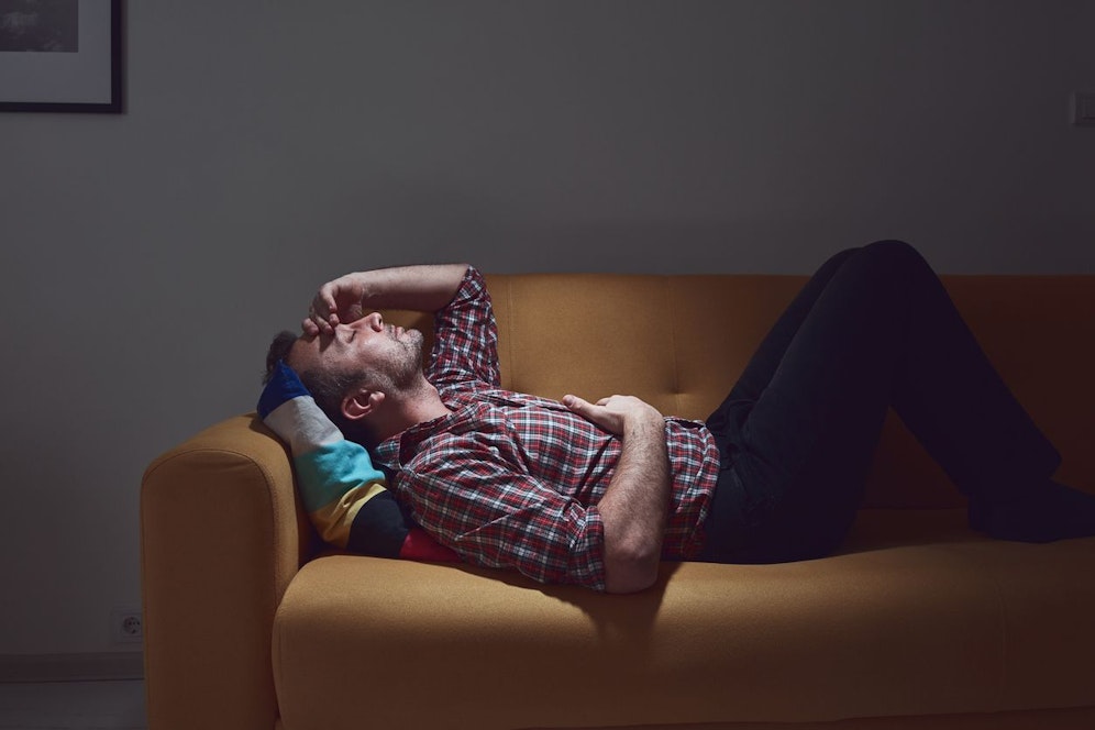 Wenn es nicht der Hustenanfall war, der dich aufgeweckt hat, dann bleibt dir immerhin noch die verstopfte Nase. 