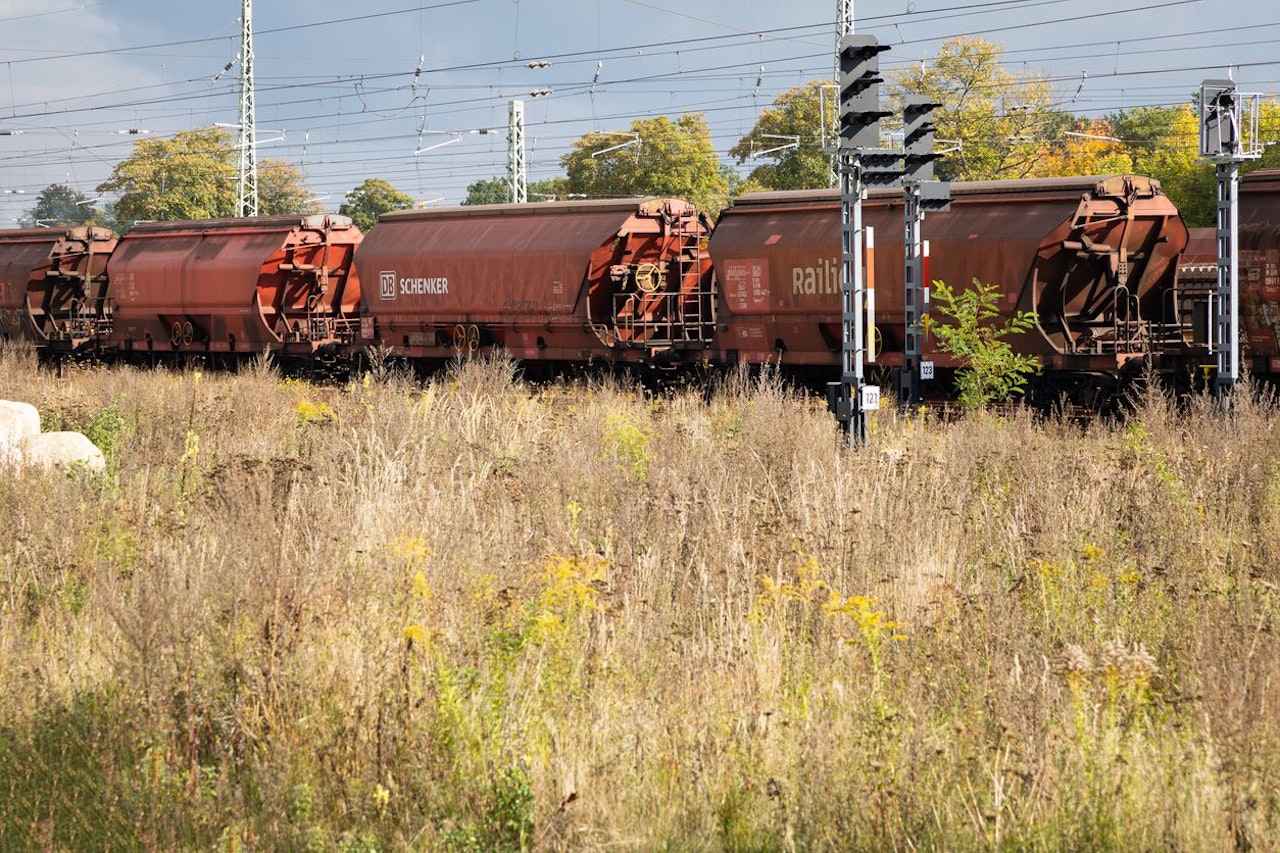Heute.at - Räder in der Luft! Zug in Niklasdorf drohte zu entgleisen