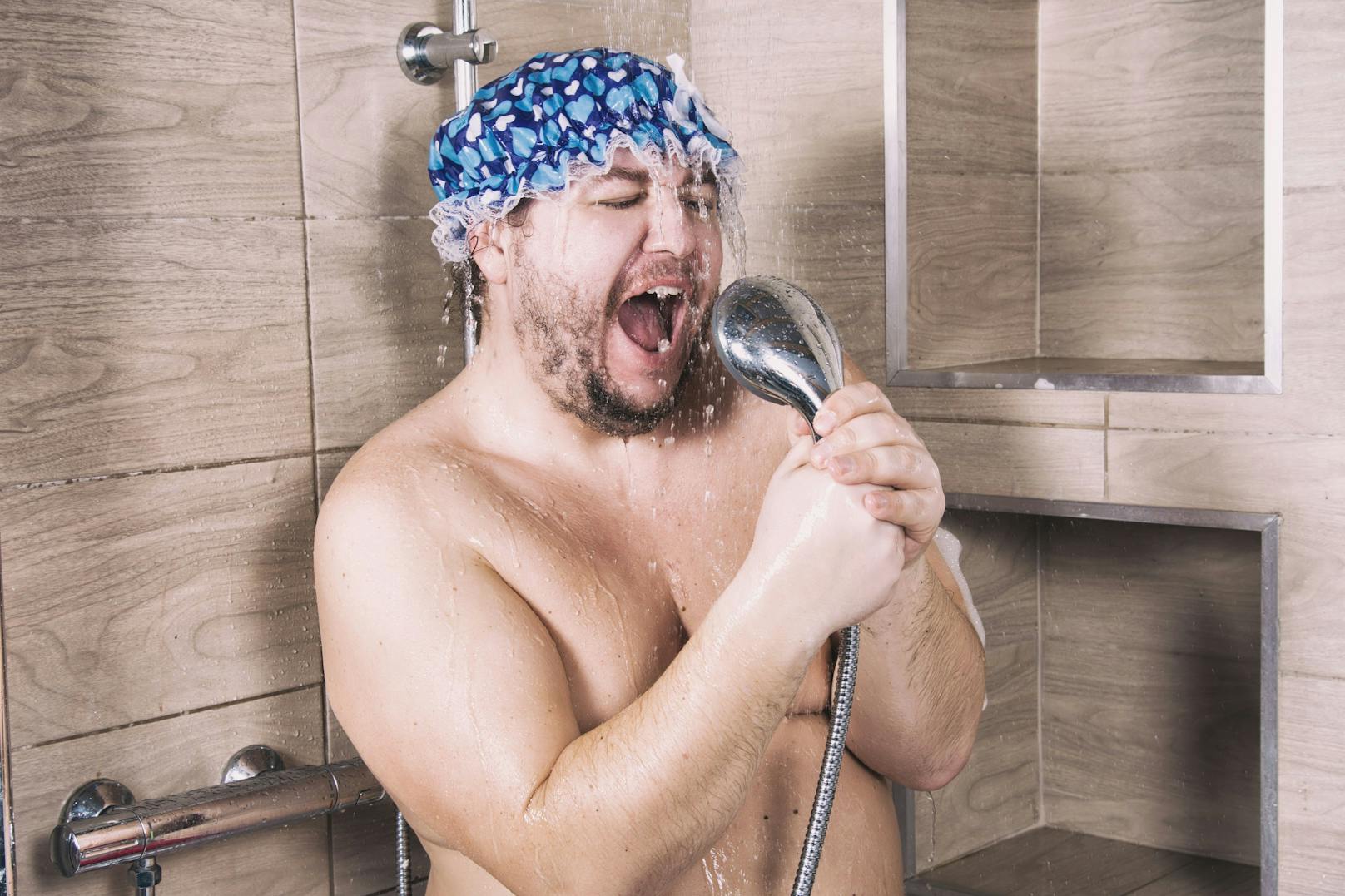 Die tägliche kalte Dusche hat laut Public-Health-Experten Hans-Peter Hutter nur Vorteile.