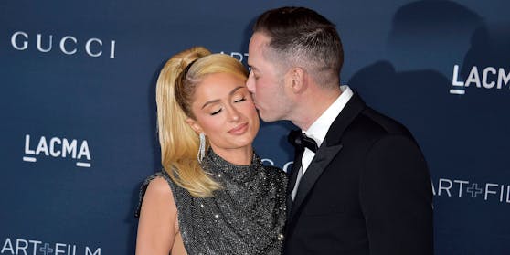 Hotelerbin Paris Hilton ist mit Carter Reum verheiratet.