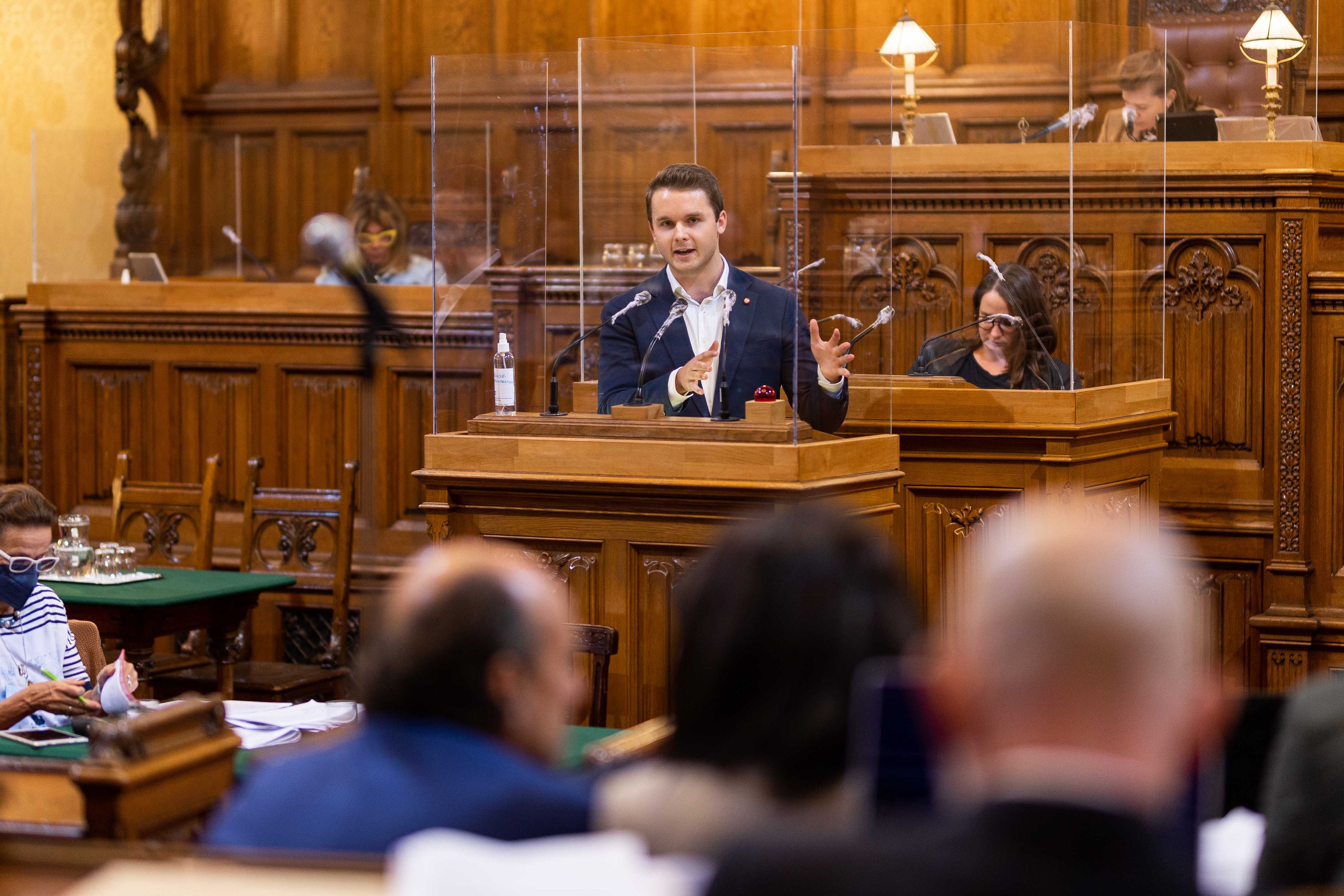 ÖVP Wien-Bildungssprecher Harald Zierfuß fordert wirksame Maßnahmen gegen den Lehrermangel.