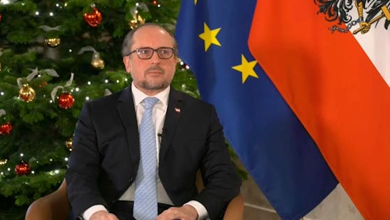 Außenminister und Kurzzeit-Altkanzler Alexander Schallenberg im TV-Gespräch mit Puls24