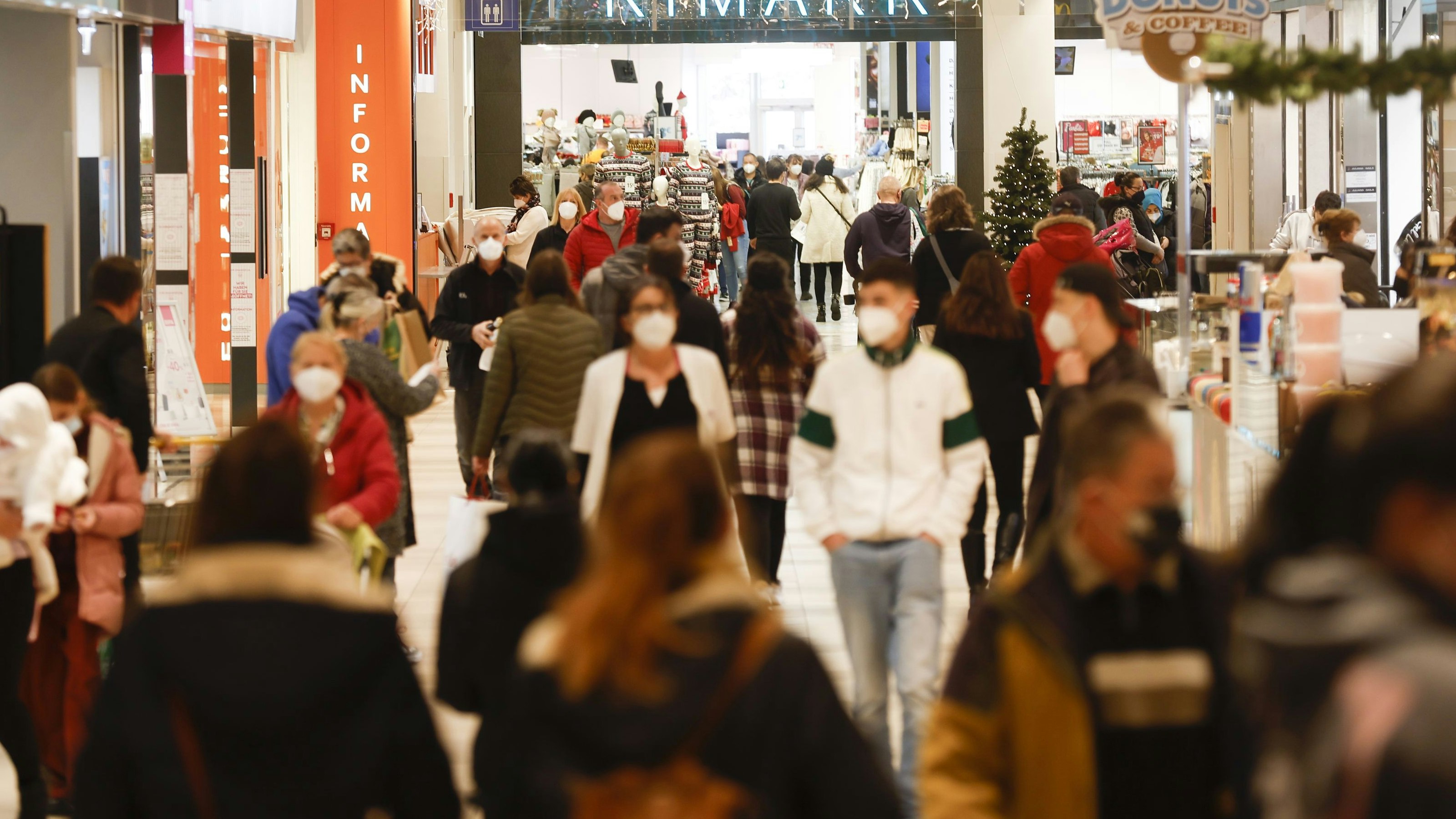 Der Vorfall ereignete sich in einem Einkaufszentrum in Tirol.