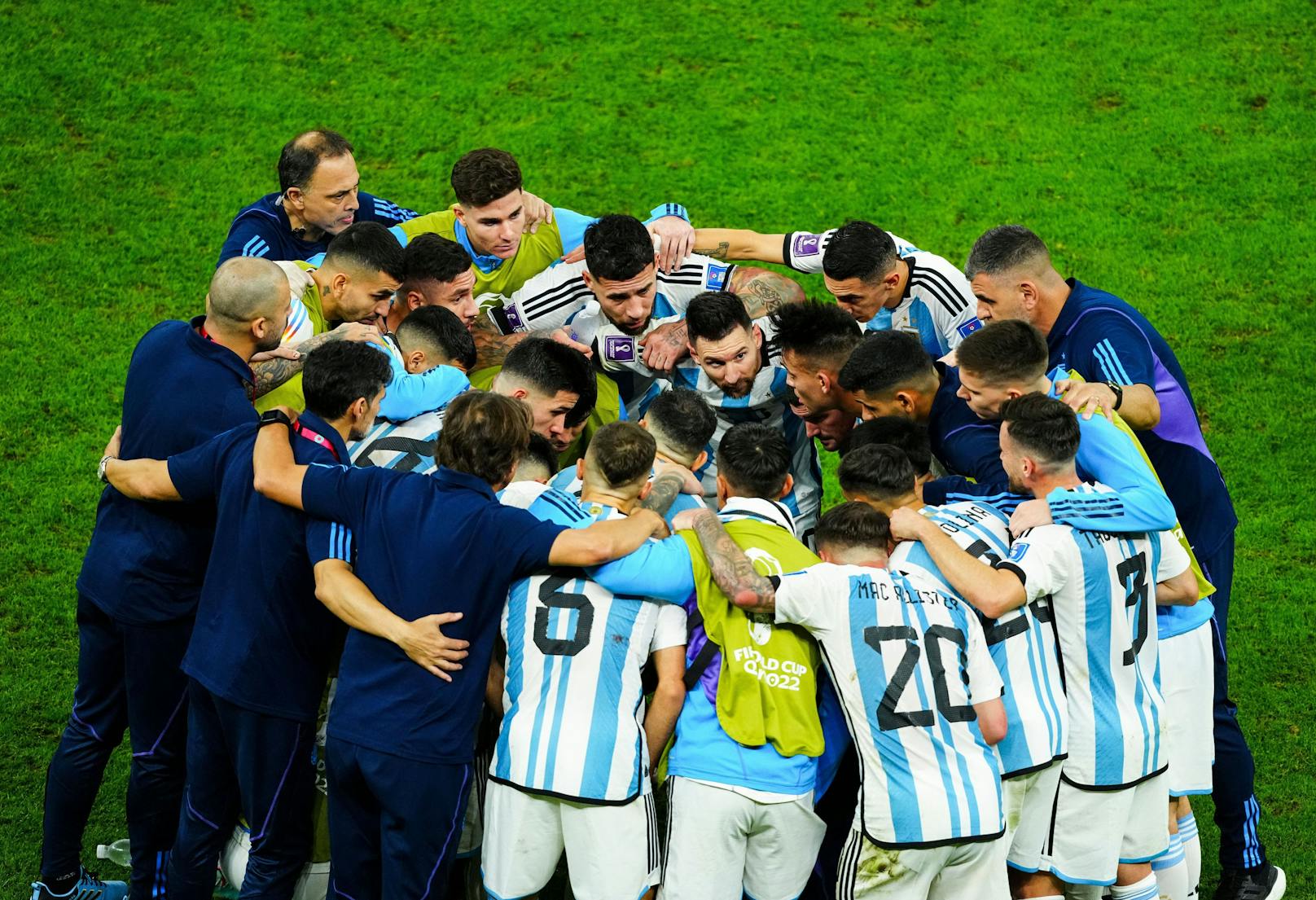 Argentinien schafft den Aufstieg. 