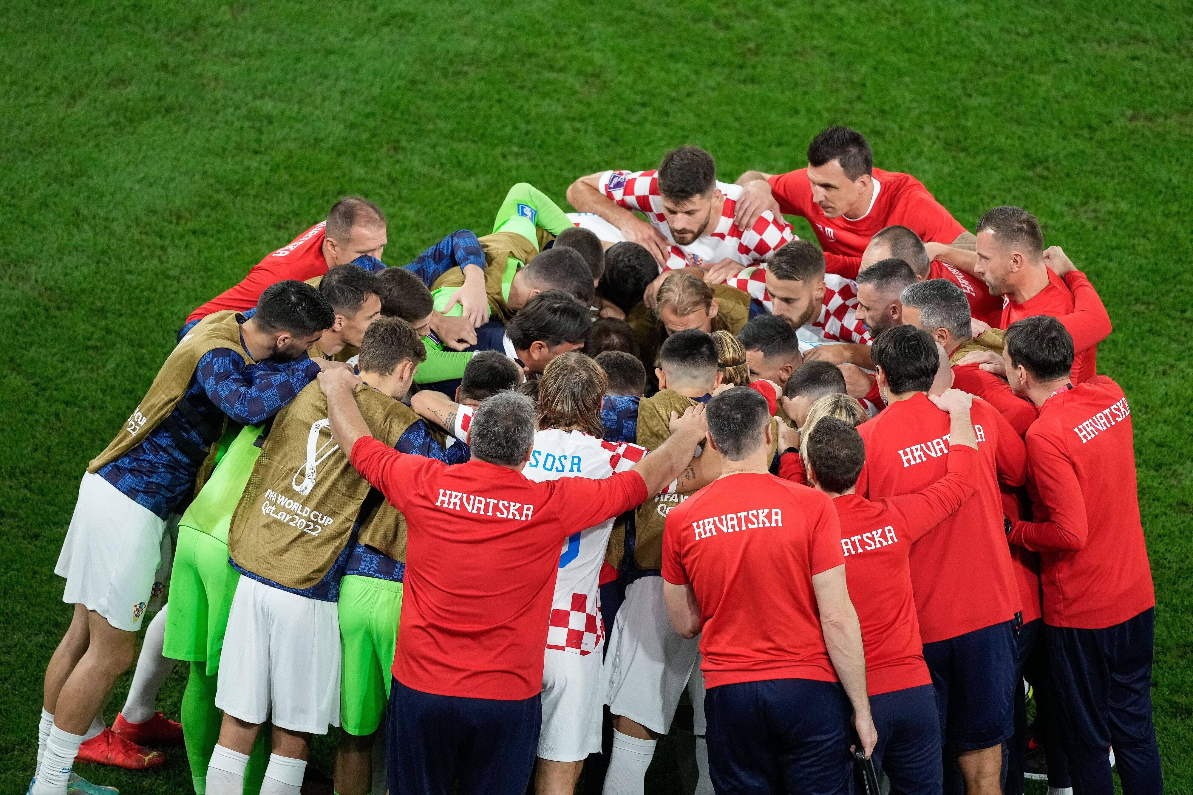 Kroatien feiert den Halbfinal-Einzug. 