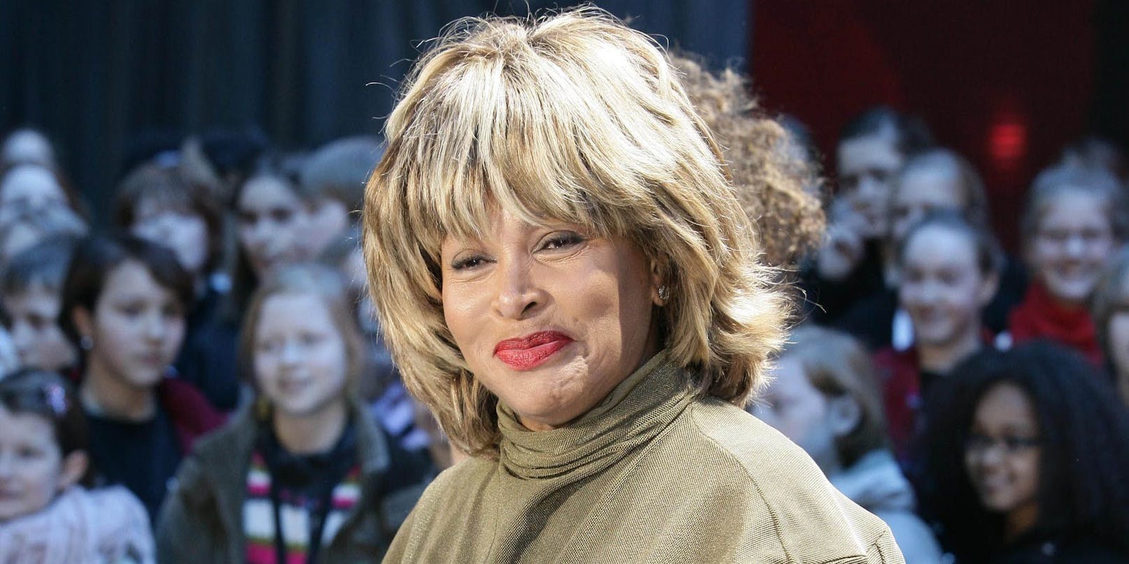 Tina Turner meldet sich nach dem Tod ihres Sohnes zu Wort.
