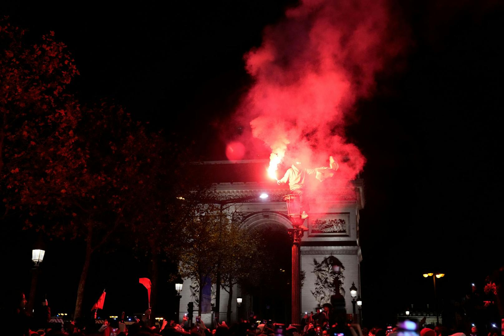Chaos in Paris