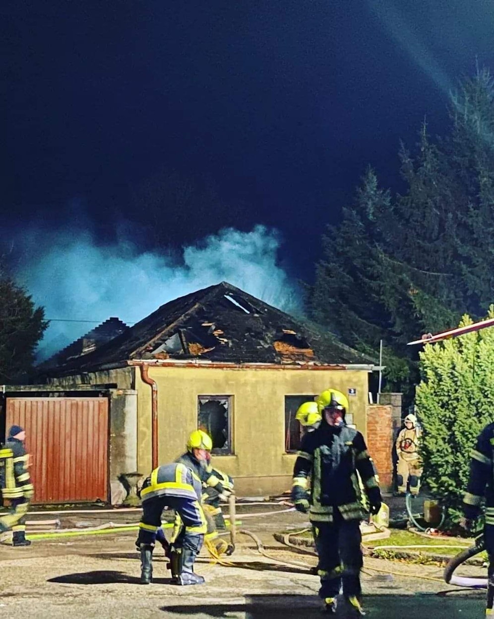 Die Feuerwehr im Löscheinsatz