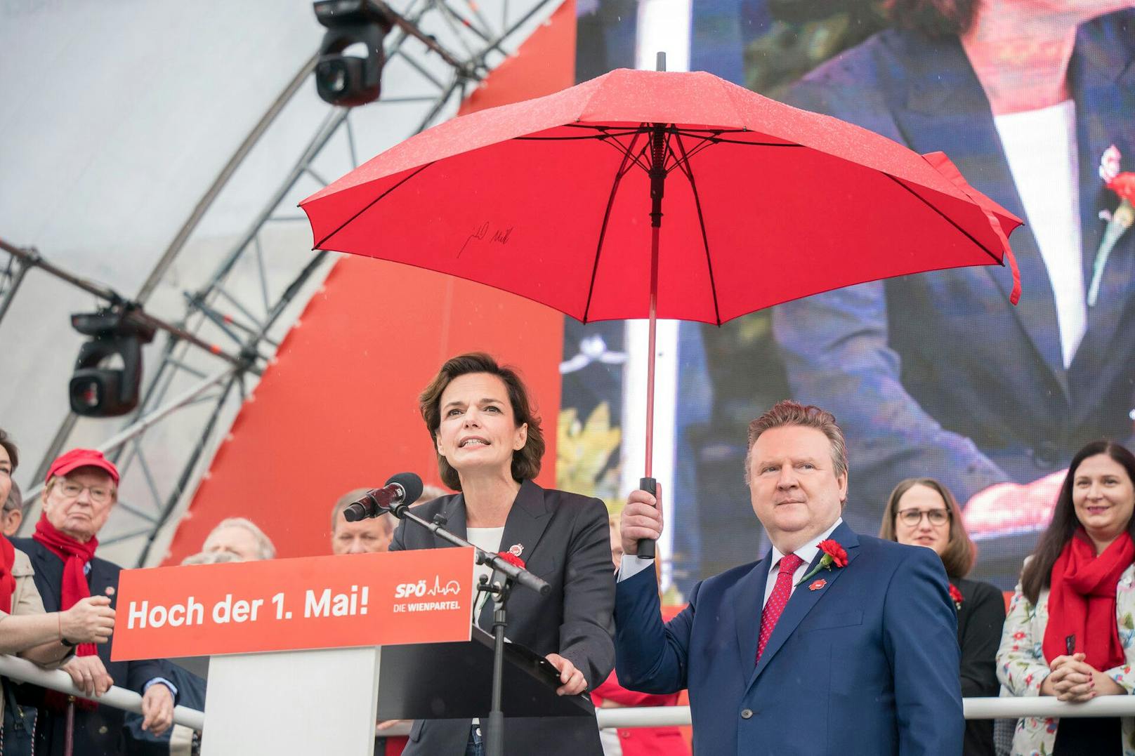 Regierung will bei Schengen-Veto hart bleiben, SPÖ uneins