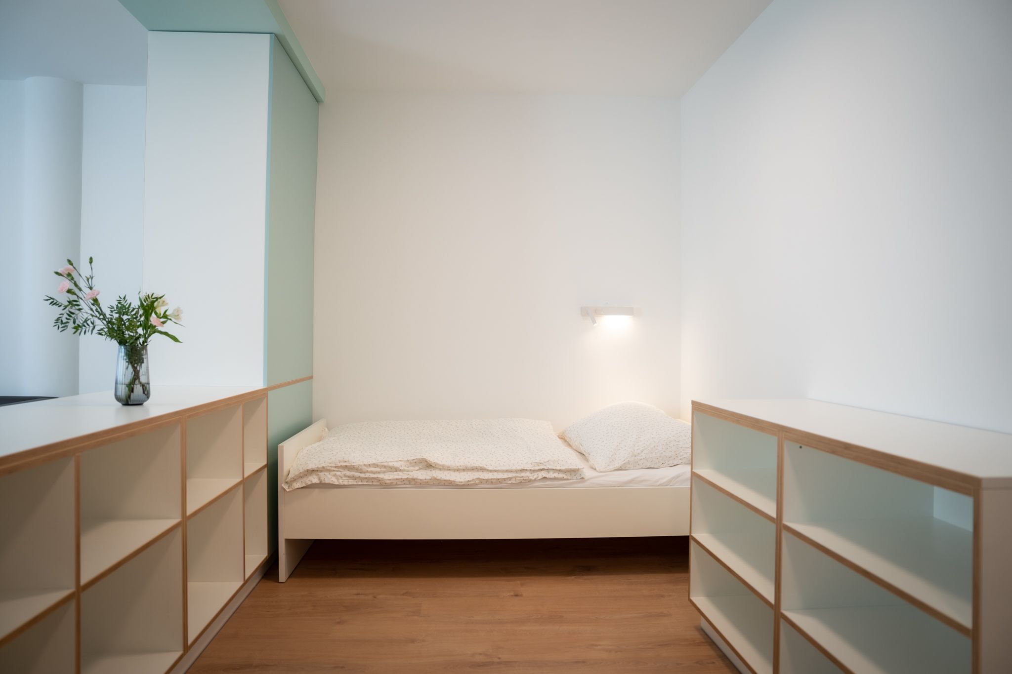 Kleines Zimmer für eine alleinstehende Frau