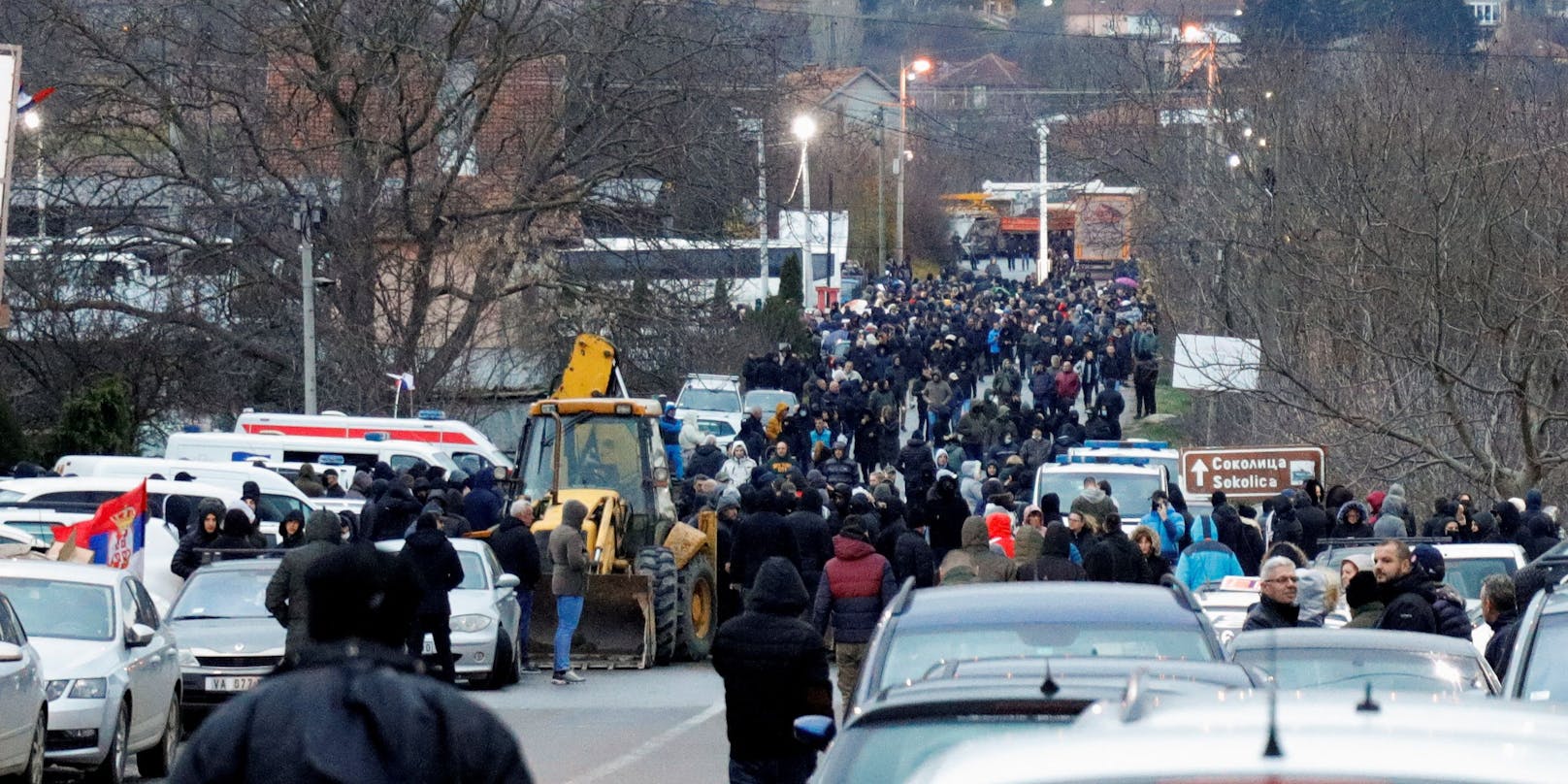 Am Samstag kam es zu einem ersten Aufstand der kosovarischen Serben.