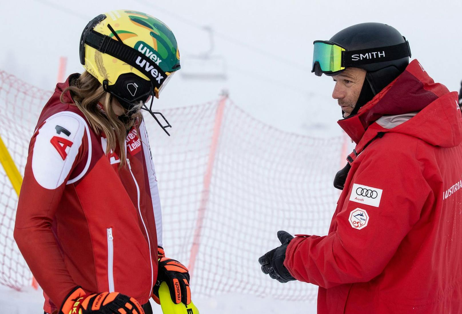 Thomas Trinker mit ÖSV-Star Katharina Liensberger.