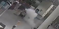 Video! Koffer explodiert mitten im Flughafen