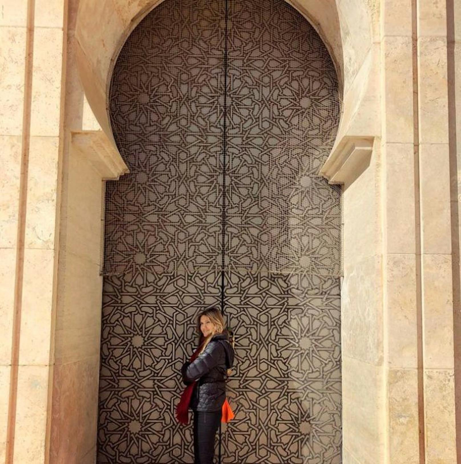Eva Kaili beim Besuch der Hassan-II.-Moschee in Casablanca, Marokko.